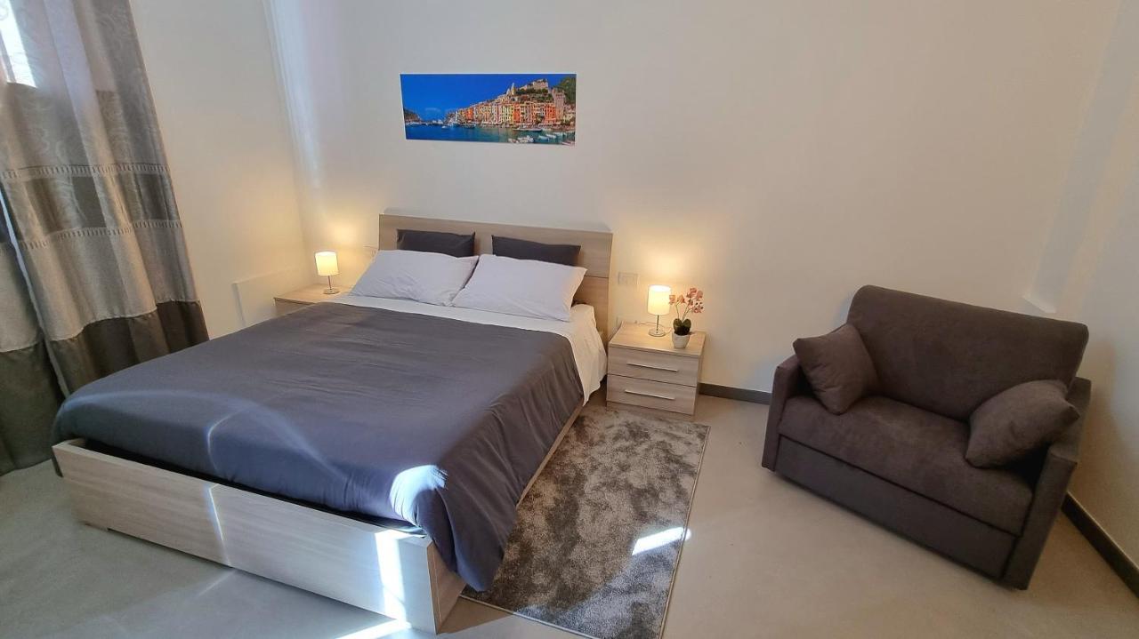 Byron Rooms La Spezia Exteriör bild