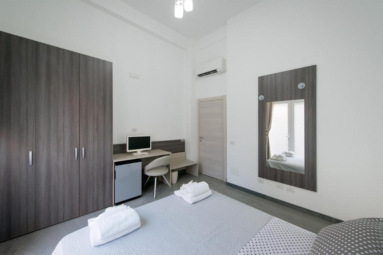 Byron Rooms La Spezia Exteriör bild