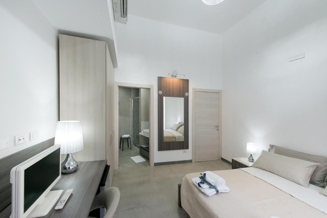 Byron Rooms La Spezia Exteriör bild